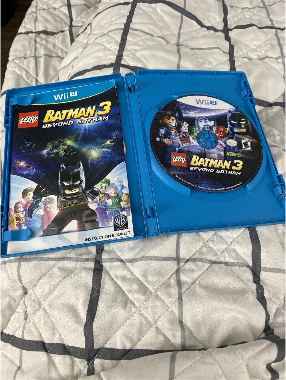 LEGO Batman 3 Beyond Gotham Nintendo Wii U Complete with Manual
